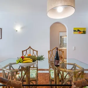  Apartment Host Wise - Amazing Sunny Flat - Swimming Pool & Terrace